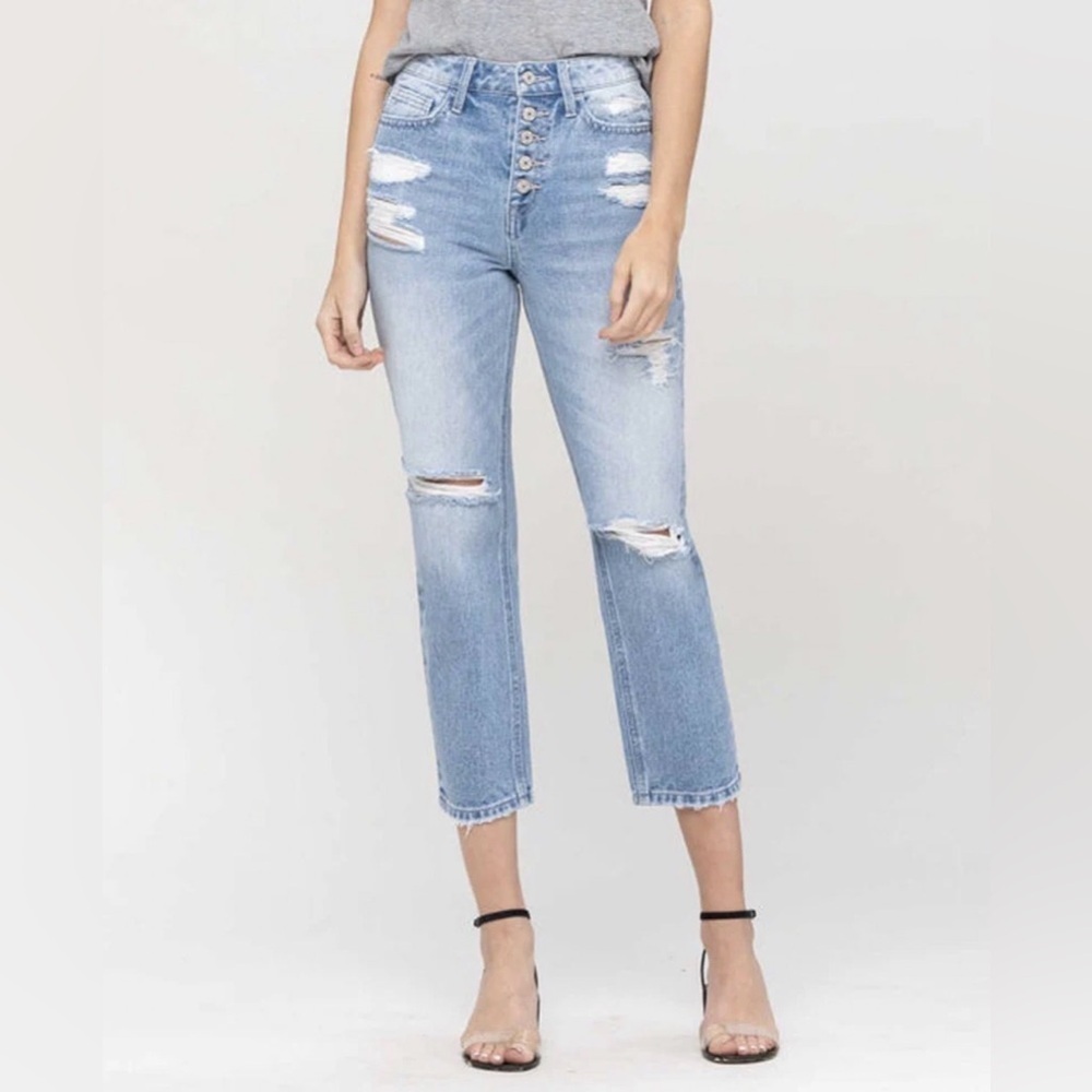 NWT Vervet Beverly Jean VT1152 Size 30 Light Wash Distressed Button Fly